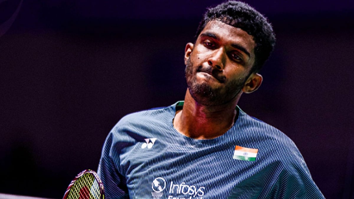 Ayush Shetty stuns World No. 1 Shi Yu Qi, leading India to a perfect 5-0 start at BWF World Championships 2026.