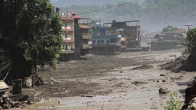 Nepal Floods: Over 70 Dead, 380 Travellers Missing as India Sends Aid and Gandak Threat Grows