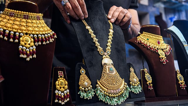 TBZ spent 162 years turning one Zaveri Bazaar storefront into a national jewellery brand. GRT may have acquired the fastest route out of South India TBZ spent 162 years turning one Zaveri Bazaar storefront into a national jewellery brand. GRT may have acquired the fastest route out of South India
