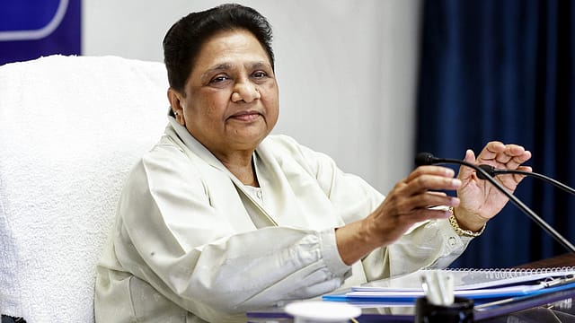 Mayawati Expels Akash Anand from BSP, Cites Family Loyalty Over Bahujan Movement Ahead of 2027 UP Polls