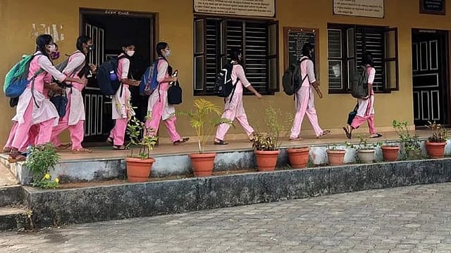 HPV Vaccine Explained: Why India is Vaccinating Girls Before Cancer Becomes a Threat