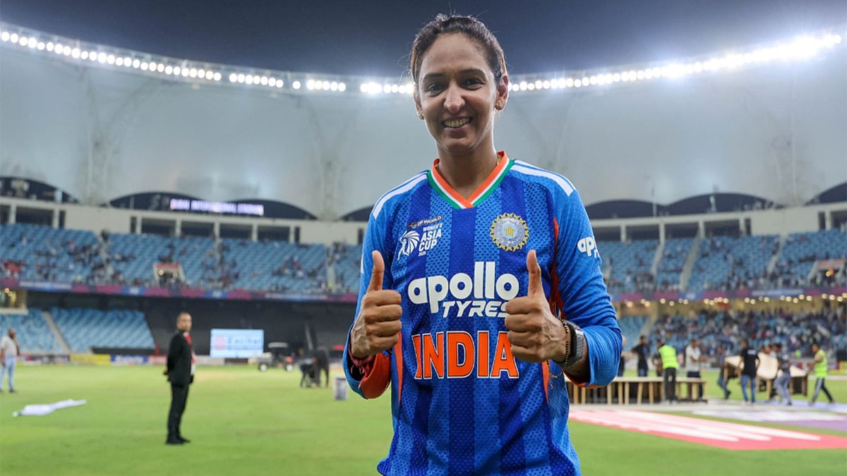 India women win eighth Asia Cup but delay trophy ceremony as players refuse to accept it from PCB chairman Mohsin Naqvi; BCCI to protest to ICC