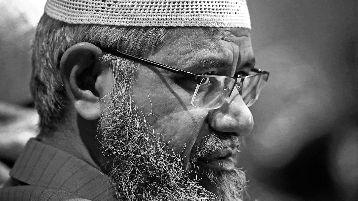 Did Malaysian PM seek Kerala cleric’s help on Zakir Naik?