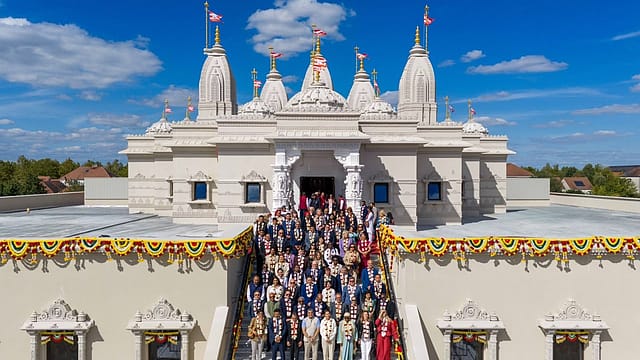 India’s UNESCO envoy Vishal Sharma described the temple as “Made in India, built in France, celebrated by the world.” India’s UNESCO envoy Vishal Sharma described the temple as “Made in India, built in France, celebrated by the world.”