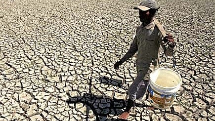 Drought Deepens Across Maharashtra and Karnataka as States Step Up Relief for Farmers