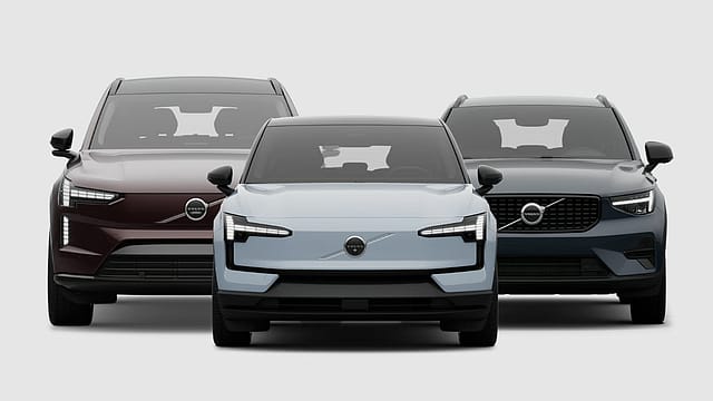 On October 23, Volvo Cars announced approximately 2,500 job reductions worldwide, including 2,000 in Sweden. On October 23, Volvo Cars announced approximately 2,500 job reductions worldwide, including 2,000 in Sweden.