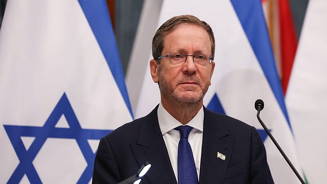 Israel election deadlock: President Herzog urges ‘open mind’ as Netanyahu and opposition struggle for majority