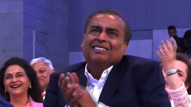 Mukesh Ambani Gets Emotional as Isha & Anant Address Jio Platforms IPO Listing Ceremony