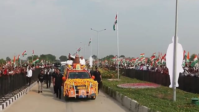 PM Modi Holds Roadshow in Gujarat, Set to Launch Projects Worth Over Rs 14,000 Crore