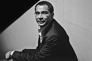 The House of Dimming Halos