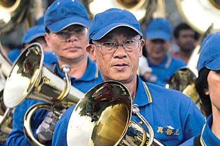 Falun Gong’s Indian Coming Falun Gong’s Indian Coming