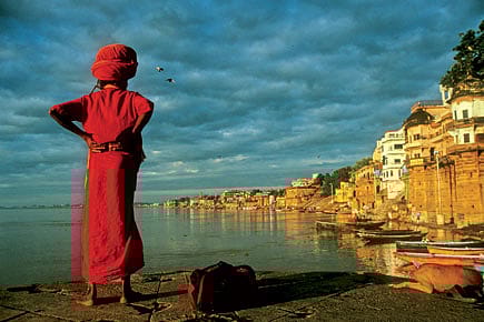 Regaining the Past to flow into the Future