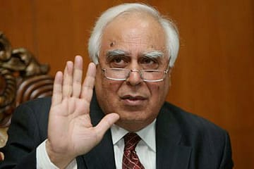 ‘Unfriending’ Kapil Sibal