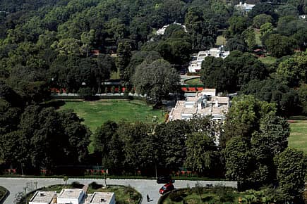 LUTYENS SYNDROME
