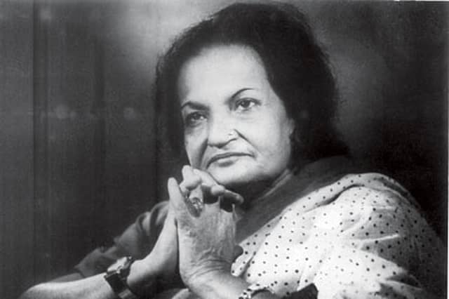 The Voice That Broke Hearts