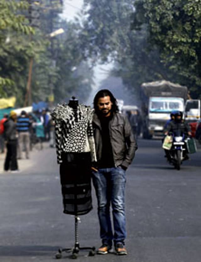 THE FASHIONABLE OUTSIDER