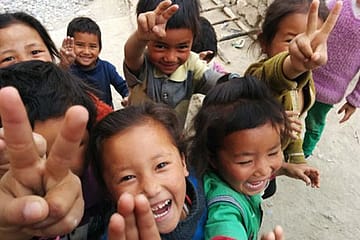 Of Mountains, Monks and Munsel-ling