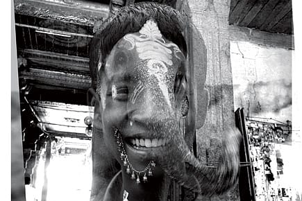 Still Moving Image Still Moving Image