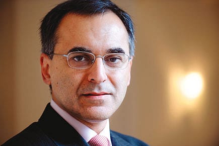 New Bee in India’s Bonnet