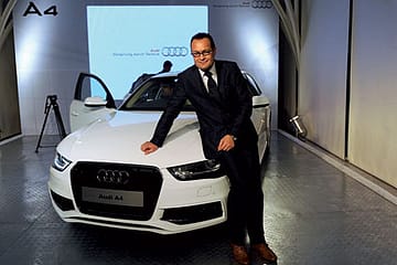 Audi Ahead in Early Laps of Luxury Race