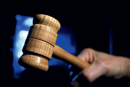 Of Natural Wealth and Auctions