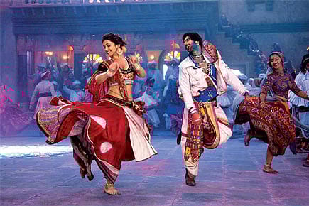 Goliyon Ki Raasleela Ram-Leela