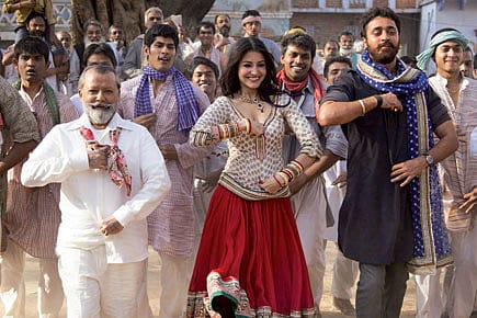 Matru Ki Bijlee Ka Mandola