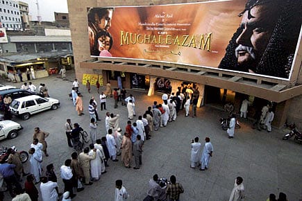 Which Was the Year’s Biggest Hit? Nobody Knows