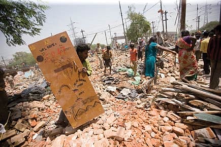 Behind the Common Stealth Games