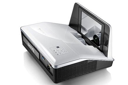 BenQ MX 880 UST