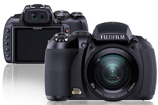 FinePix HS10, with a 30 x Zoom