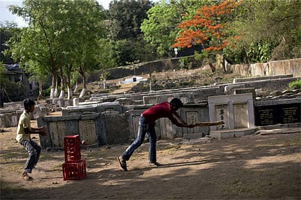 No Country for Dead Men