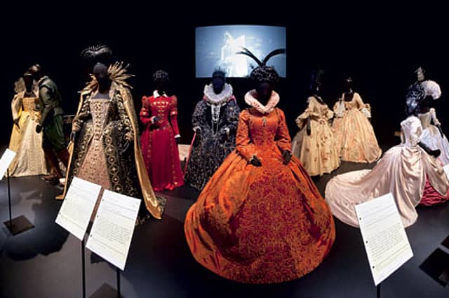 Clothes Tell Their Stories