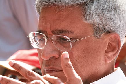 Karat to Face His Party’s Music Karat to Face His Party’s Music