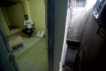 Ten People, Five Kidneys, One Domino Swap