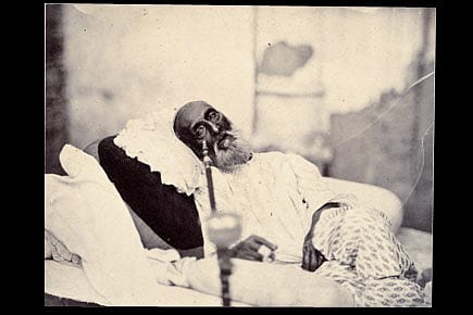 Life and Letters in the Mughal Empire