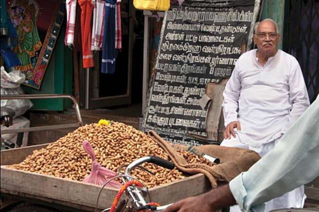 Old Dravida in New Guinea