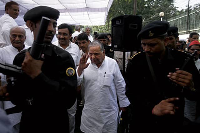 Lok Sabha Polls in Mind, Mulayam Praises the BJP