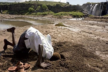 Conflict photographer