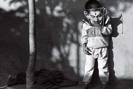 Still Moving Histories