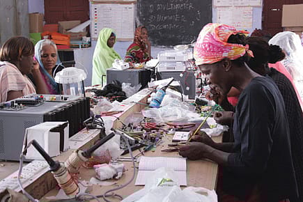 Tilonia’s Solar Sisters