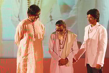 The Off-key Notes  of a Sena Scion