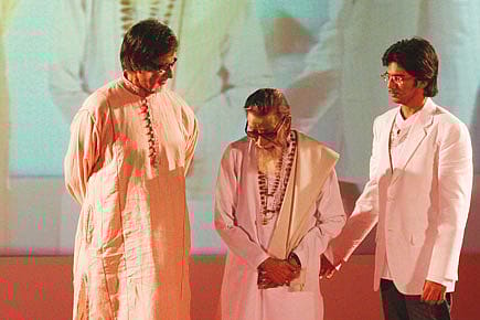 The Off-key Notes  of a Sena Scion