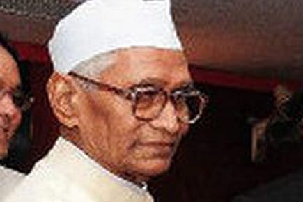 Governor seeks Bulletproof Bedroom