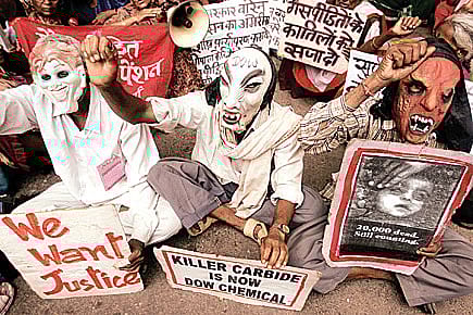 $14 m: What a US Citizen got from Union Carbide