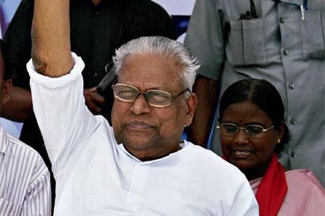 Miffed VS Achuthanandan leaves party meet in a huff