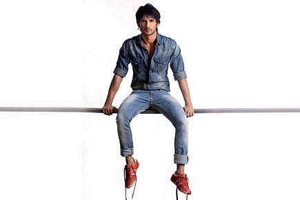 A Modern Sleuth From the 40s A Modern Sleuth From the 40s