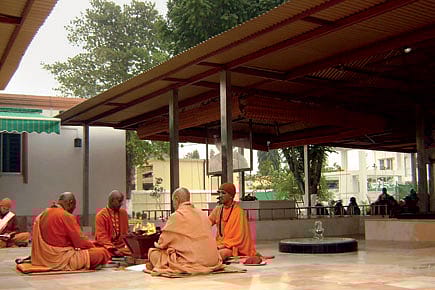 The legend of Bihar School of Yoga