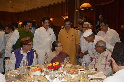 Sonia Gandhi’s Iftaar Democracy Sonia Gandhi’s Iftaar Democracy