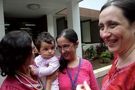 Parsis: Come Baby Come